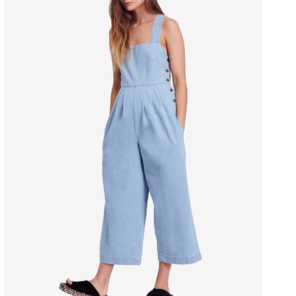 Free People Pants - NWT free people fara light denim jumpsuit sz 6